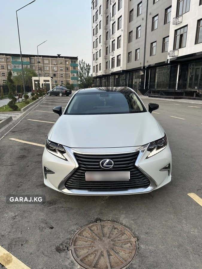 Lexus ES 2017, Ноокат