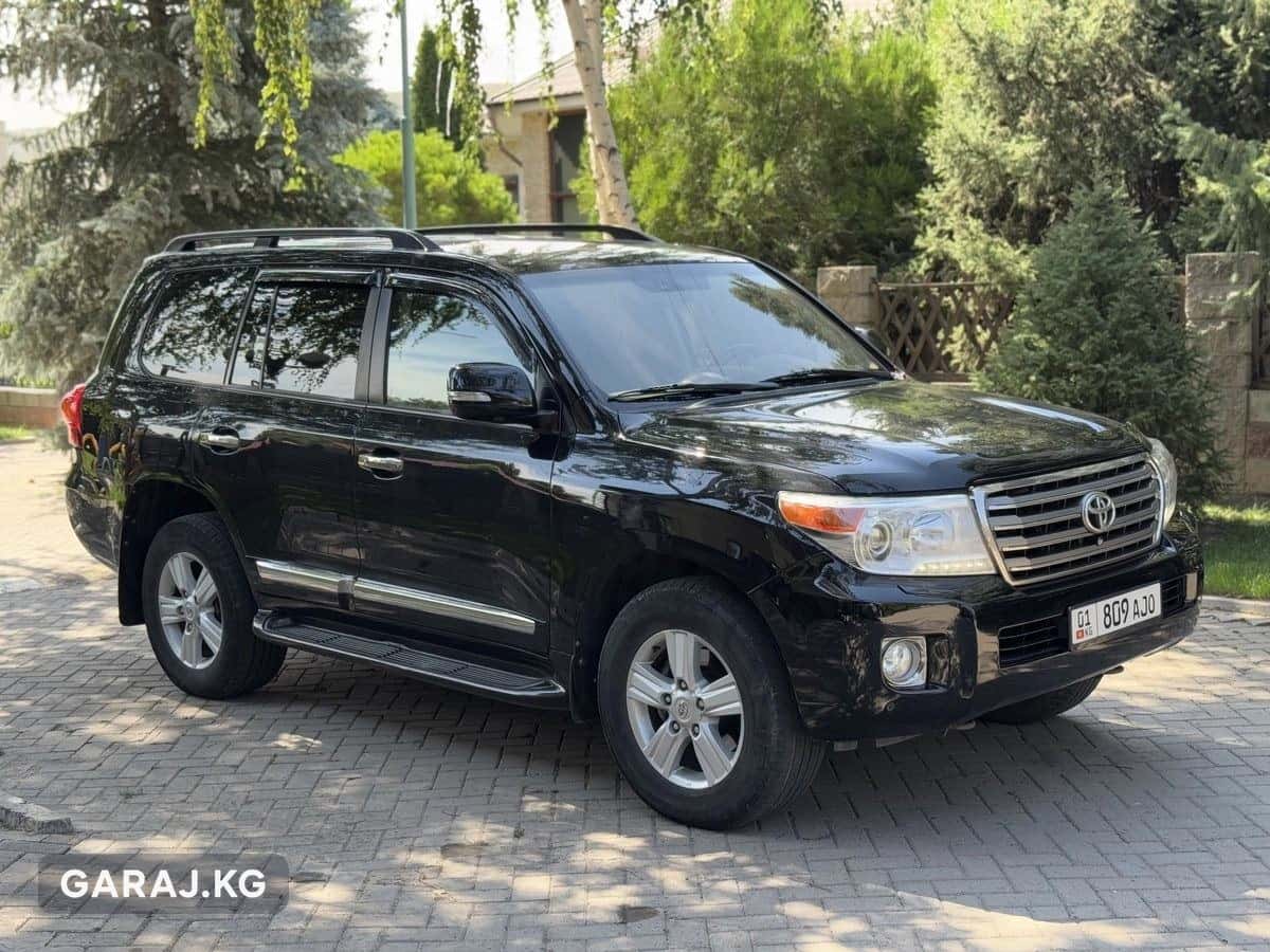 Toyota Land Cruiser 200 2014, Бишкек
