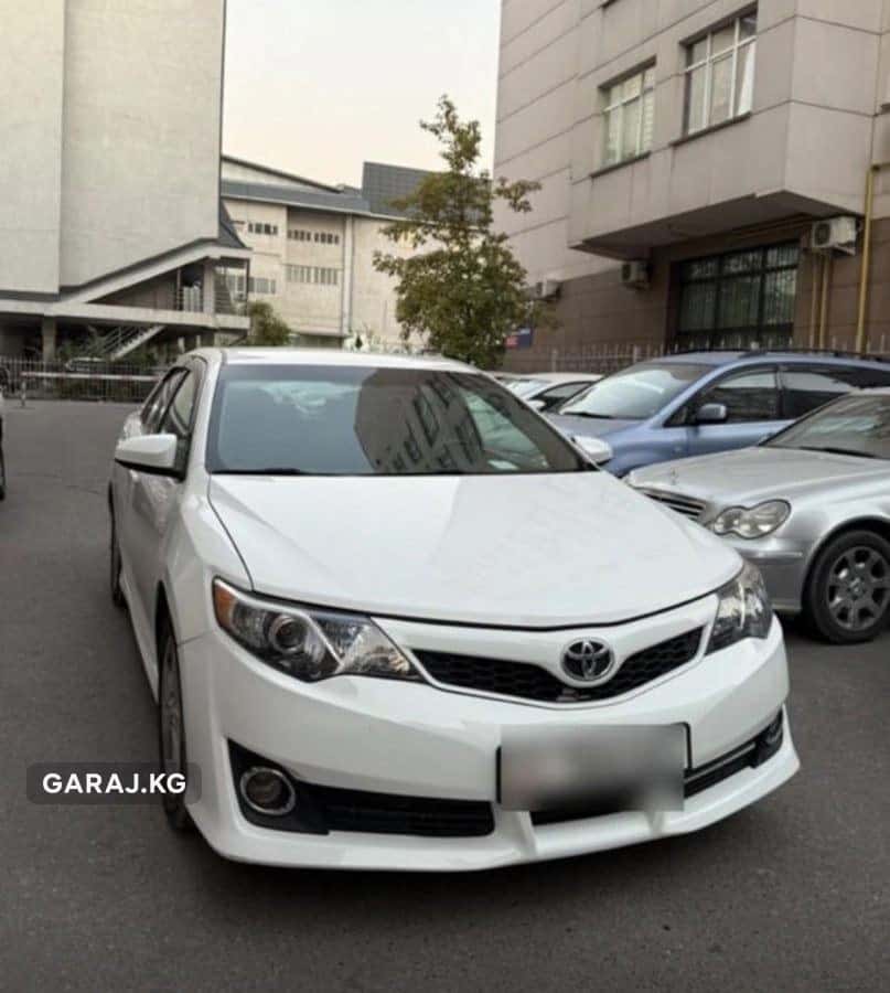 Toyota Camry 2012, Бишкек