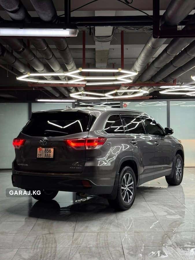 Toyota Highlander 2019, Бишкек