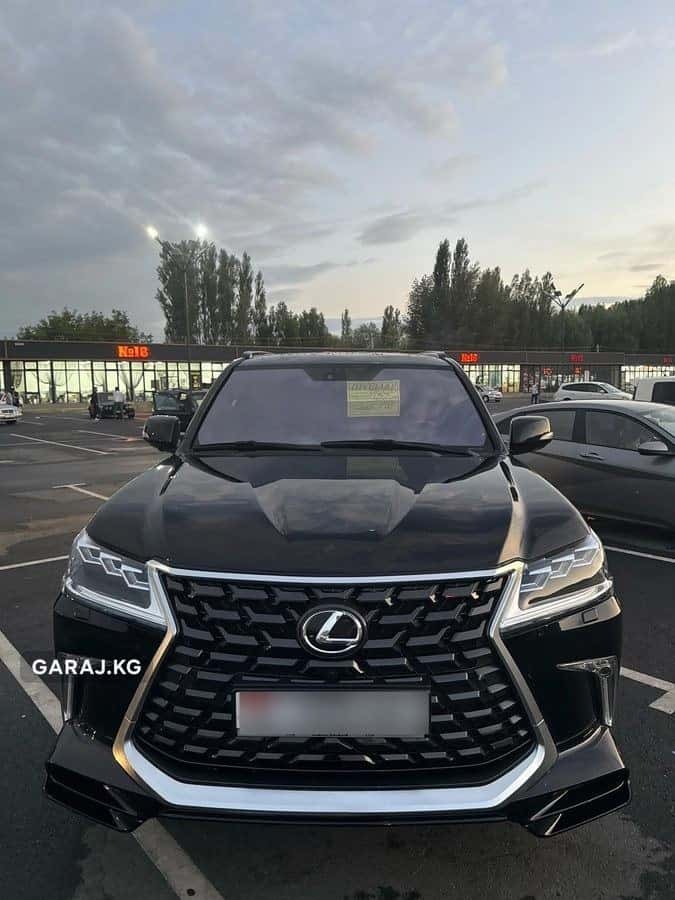 Lexus LX 2008, Ош