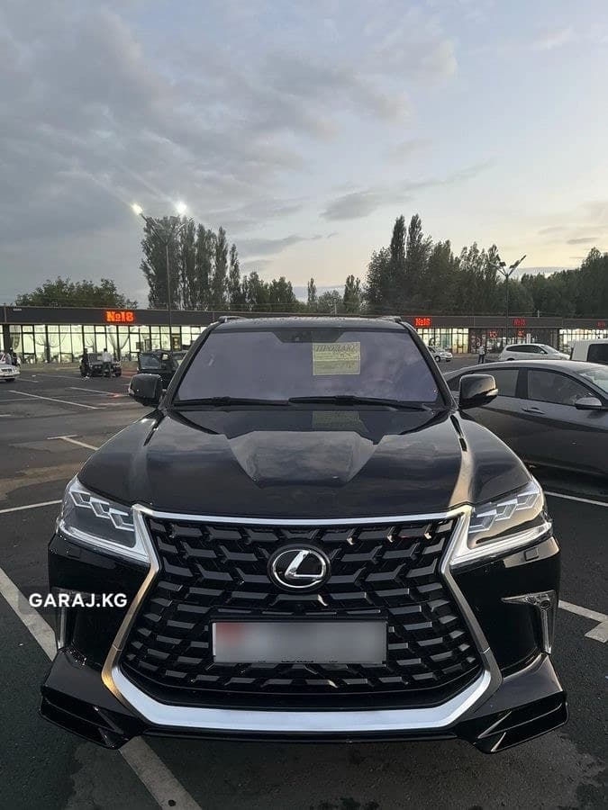 Lexus LX 2008, Ош