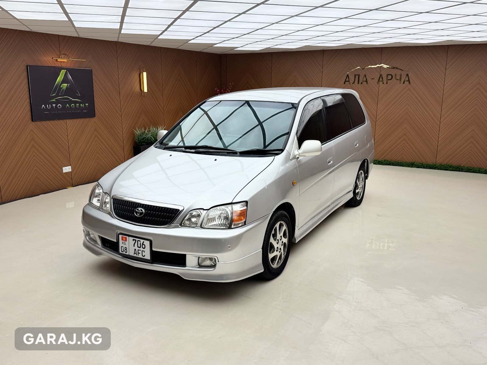 Toyota Gaia 2003, Бишкек