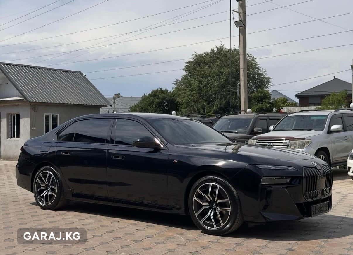 BMW 7 Series 2023, Бишкек