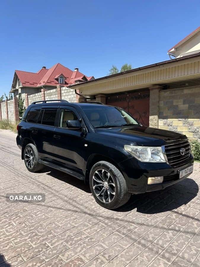 Toyota Land Cruiser 200 2008, Бишкек