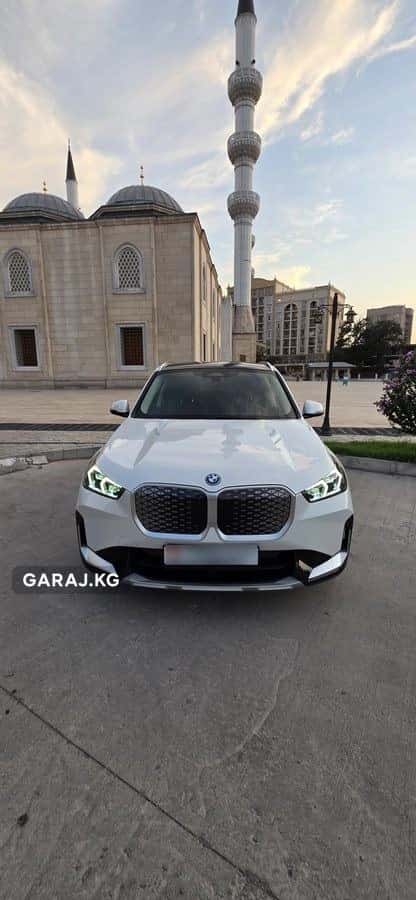 BMW iX1 2025, Бишкек