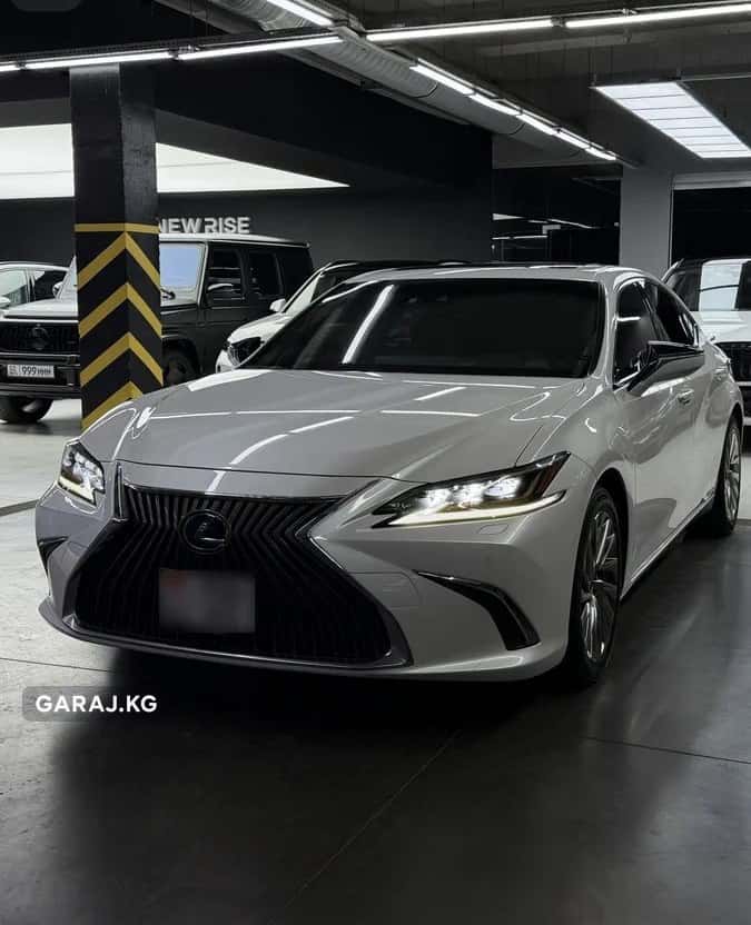 Lexus ES 2019, Бишкек
