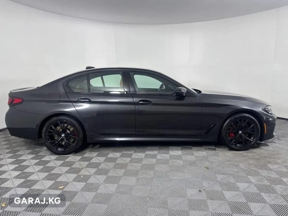 BMW 5 Series 2023, Бишкек