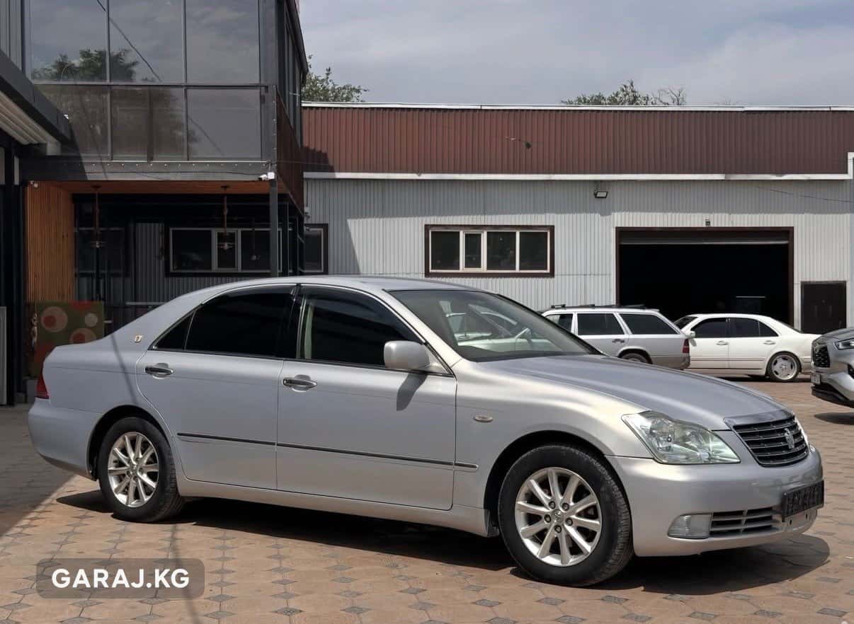 Toyota Crown 2004, Бишкек