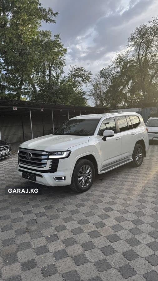Toyota Land Cruiser 300 2025, Бишкек