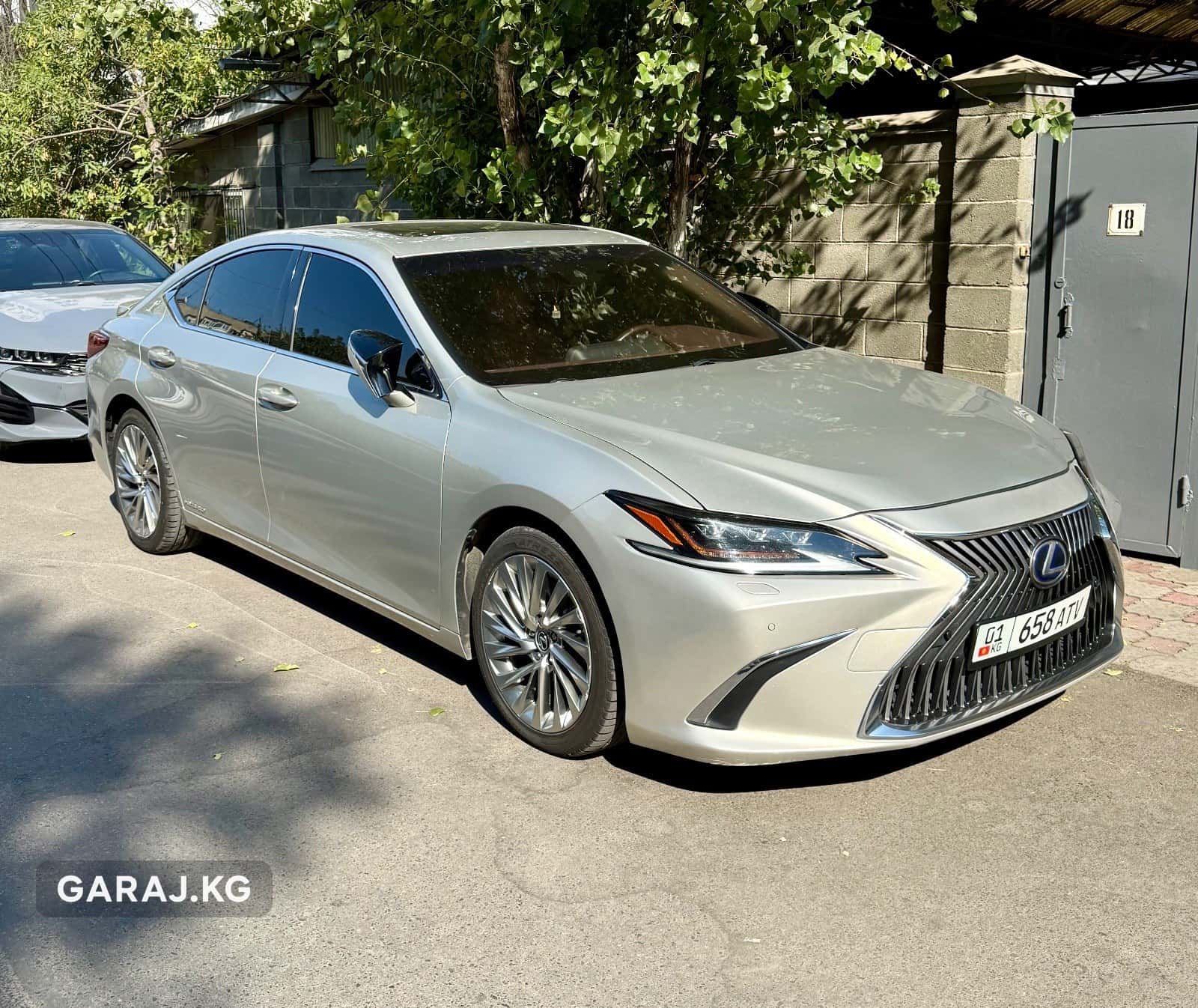 Lexus ES 2019, Бишкек