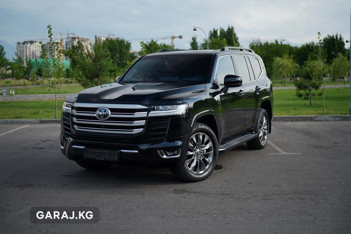 Toyota Land Cruiser 300 2023, Бишкек