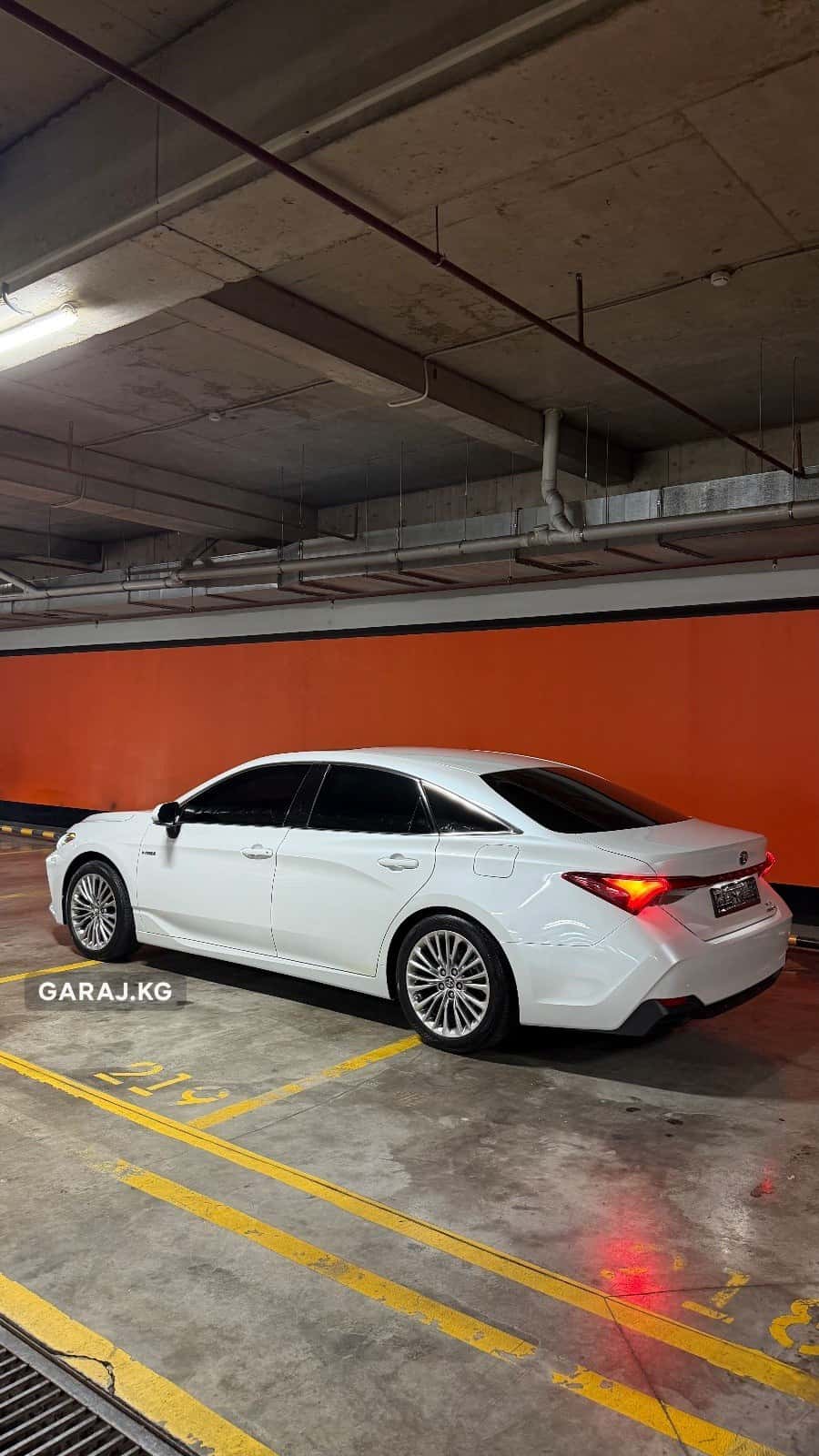 Toyota Avalon 2019, Бишкек