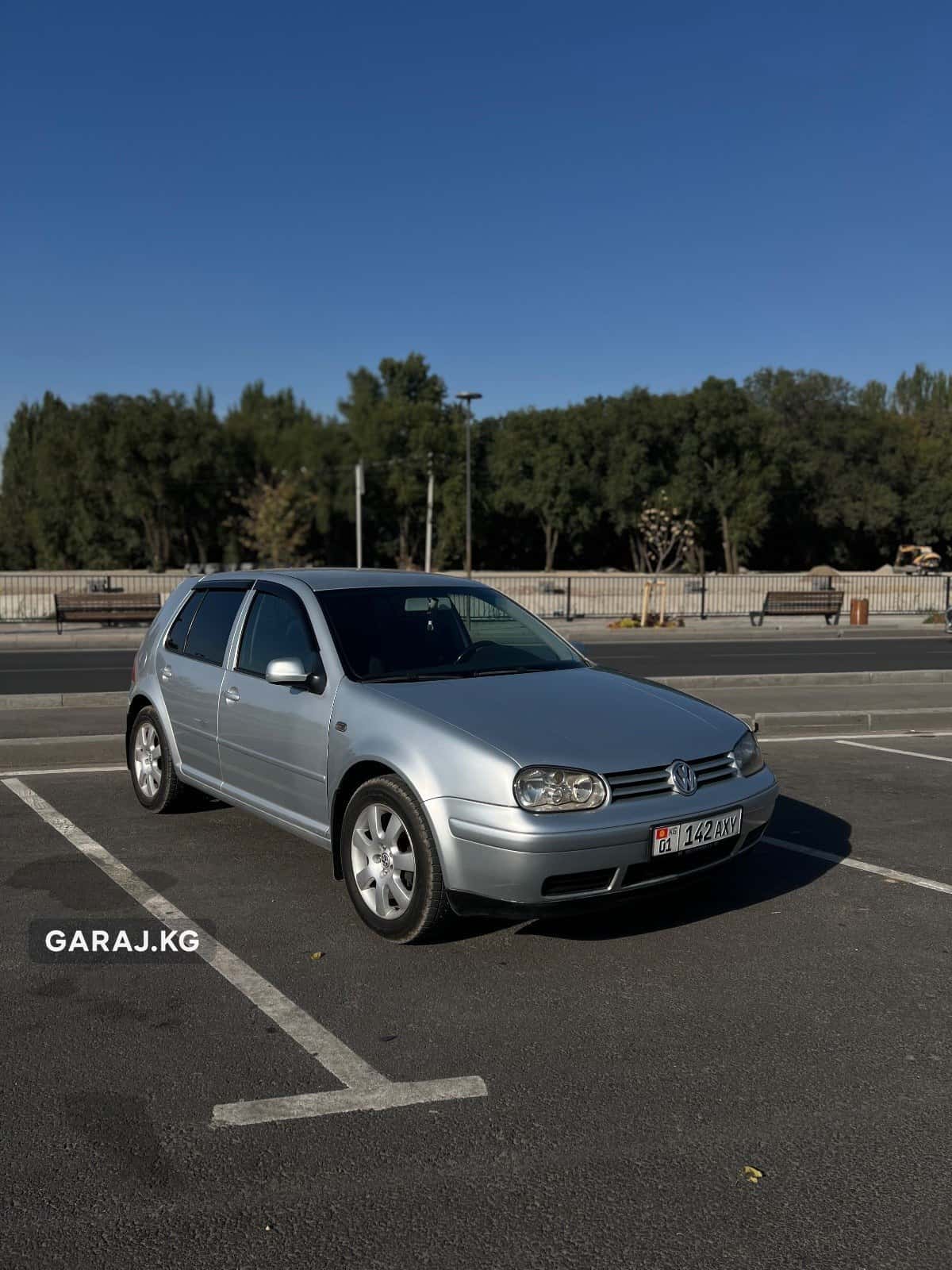 Volkswagen Golf 2003, Бишкек