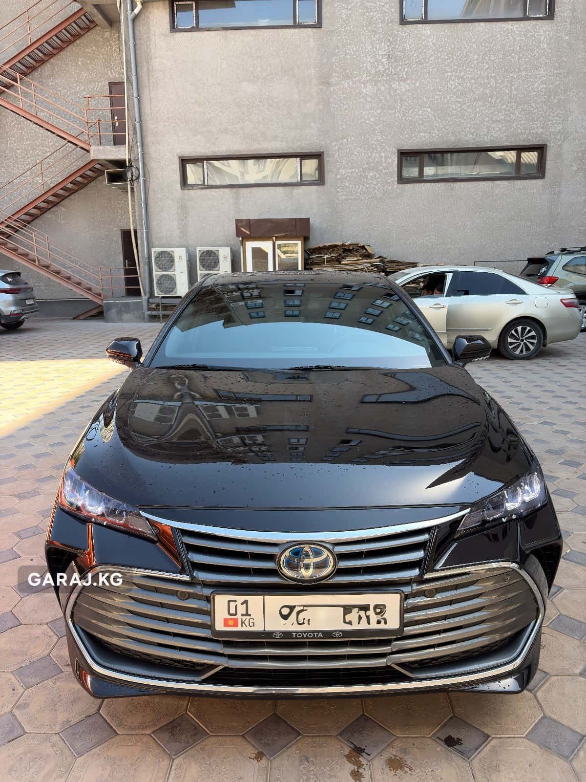 Toyota Avalon 2019, Бишкек