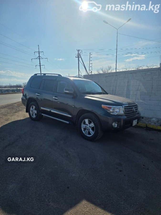 Toyota Land Cruiser 200 2012, Бишкек