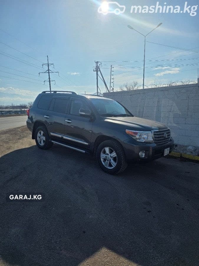 Toyota Land Cruiser 200 2012, Бишкек