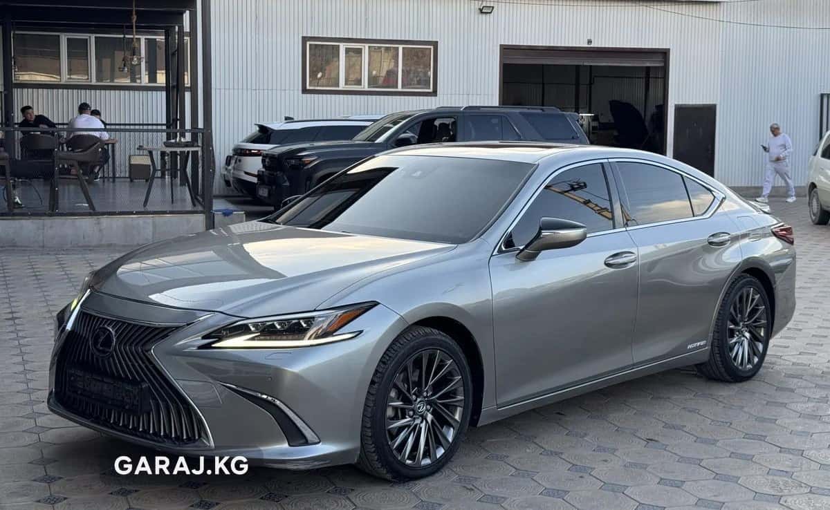Lexus ES 2019, Бишкек