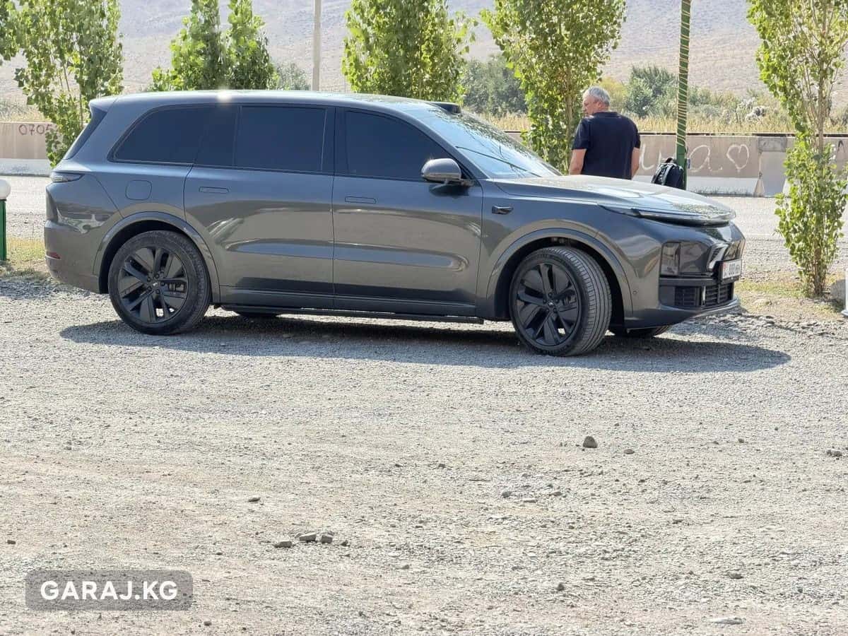 Li Auto (LiXiang) L9 2024, Бишкек