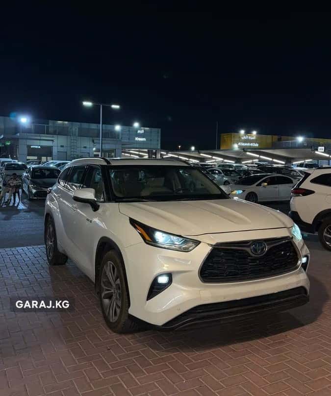 Toyota Highlander 2022, Бишкек