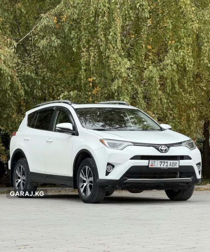 Toyota RAV4 2018, Бишкек
