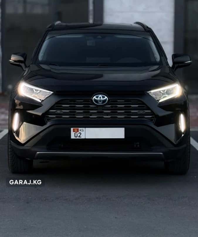 Toyota RAV4 2021, Ош