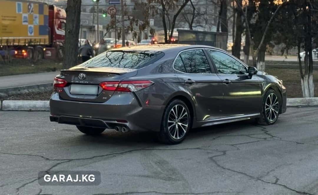 Toyota Camry 2017, Бишкек