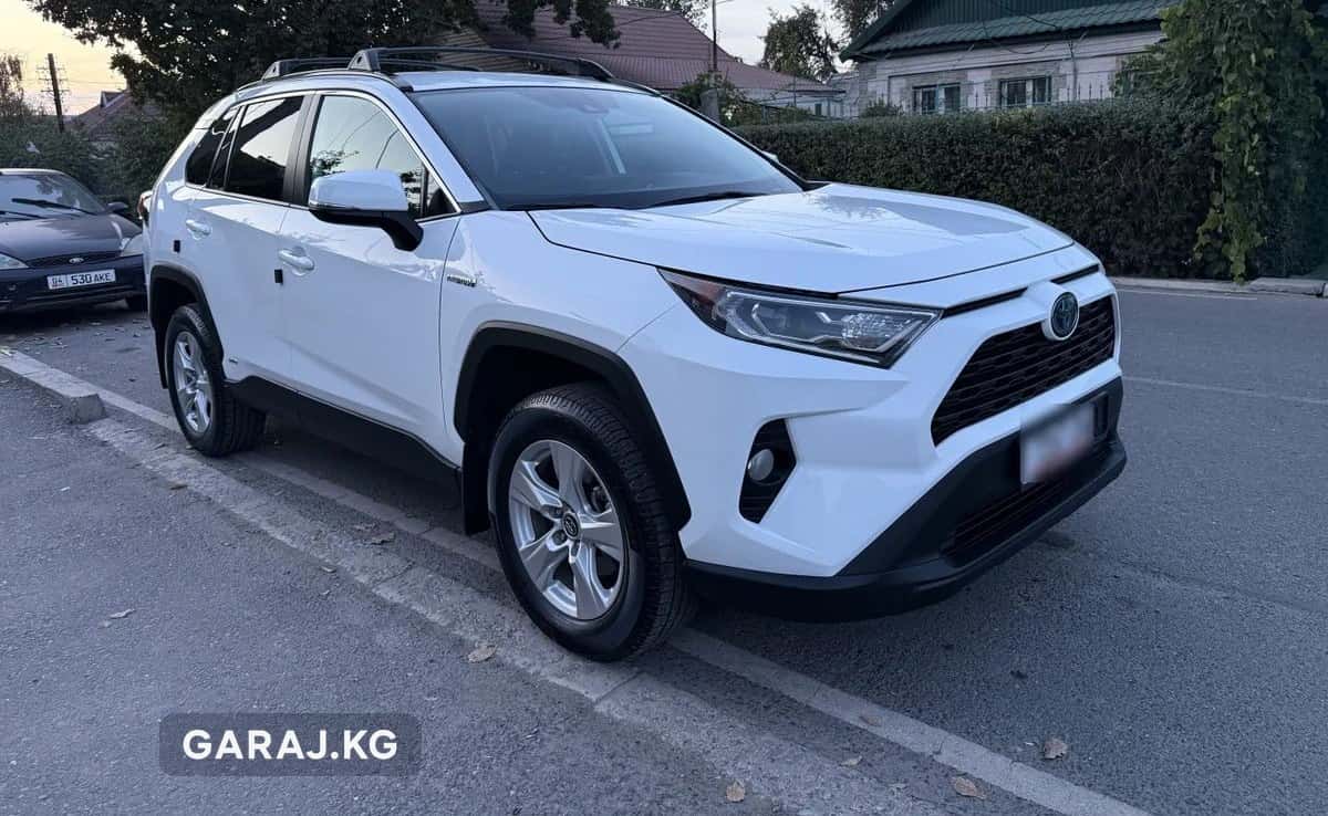 Toyota RAV4 2020, Бишкек