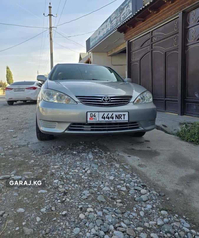 Toyota Camry 2005, Базар-Коргон