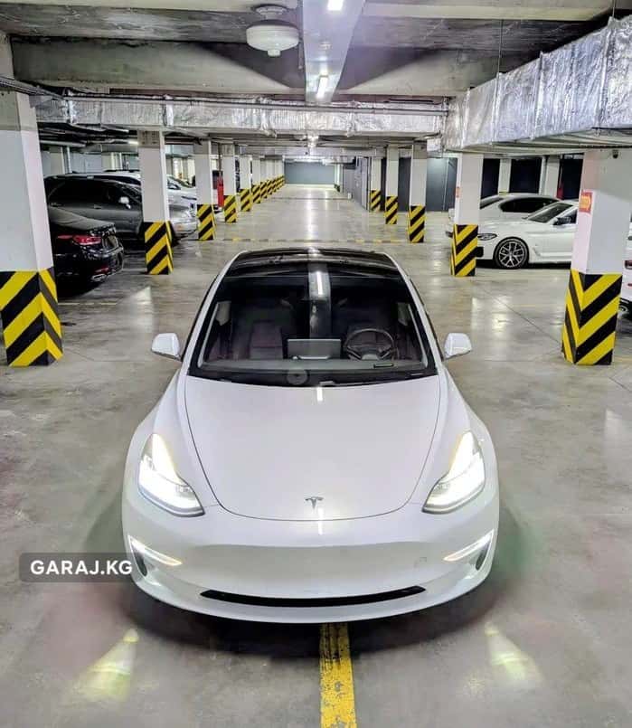 Tesla Model 3 2021, Бишкек