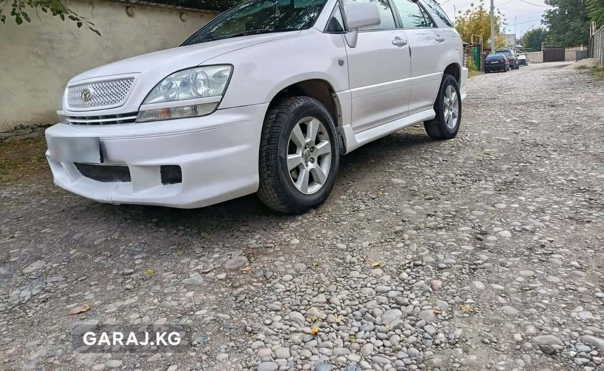 Toyota Harrier 2001, Токмок