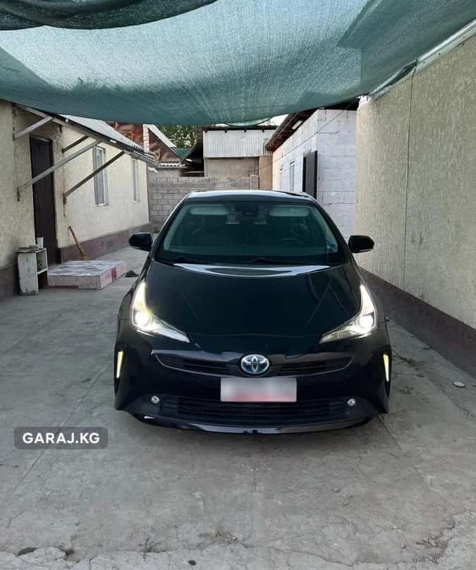 Toyota Prius 2021, Бишкек