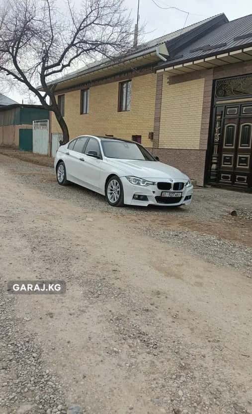 BMW 3 Series 2016, Ош