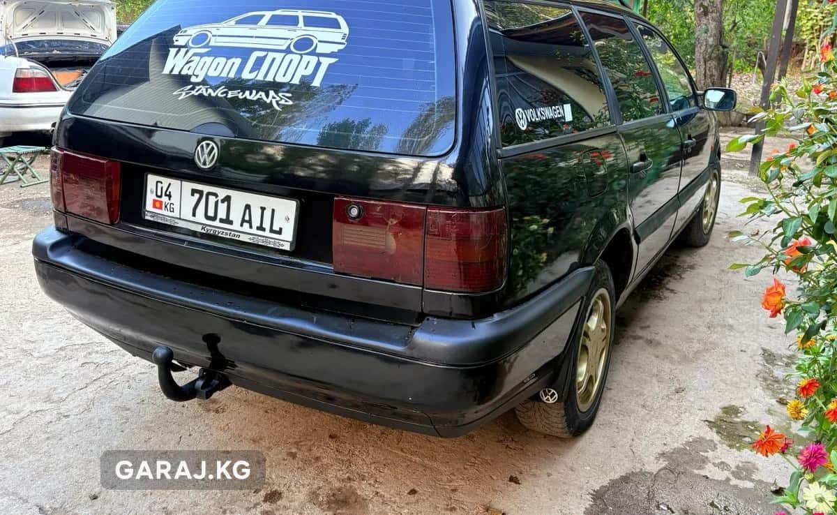 Volkswagen Passat 1994, Базар-Коргон