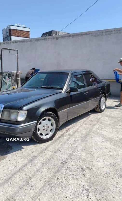 Mercedes-Benz E-Class 1990, Бишкек