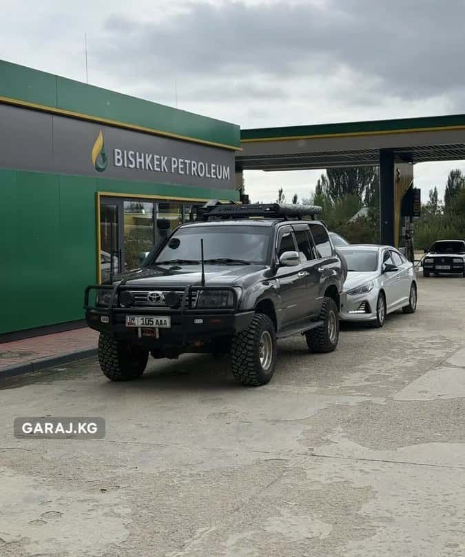 Toyota Land Cruiser 100 2001, Каракол