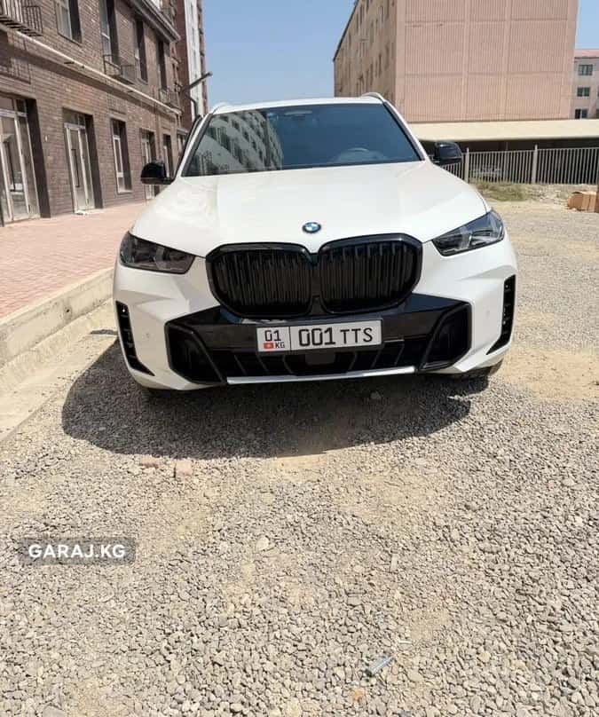 BMW X5 2021, Ош
