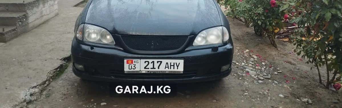 Toyota Avensis 2002, Кызыл-Кия
