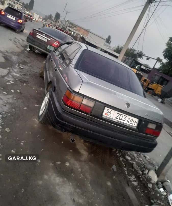 Volkswagen Passat 1990, Манас (Джалал-Абад)