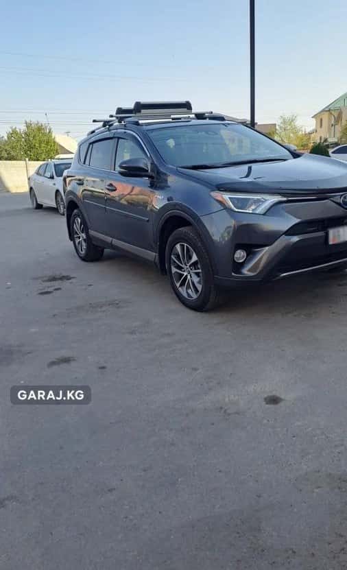Toyota RAV4 2018, Бишкек