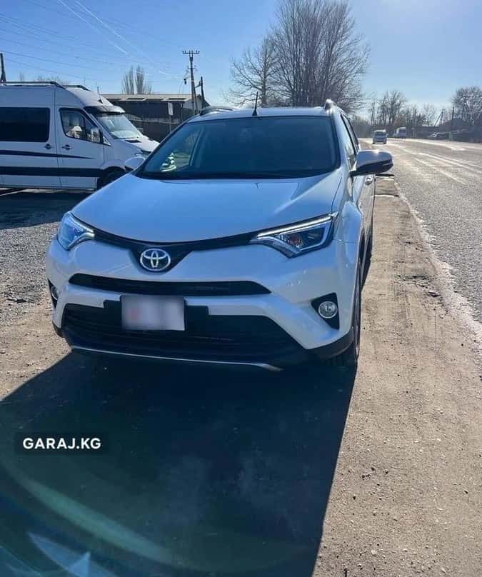 Toyota RAV4 2018, Бишкек