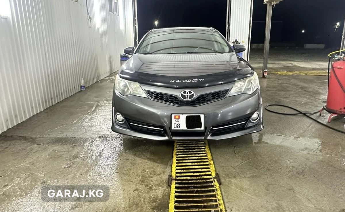 Toyota Camry 2014, Бишкек