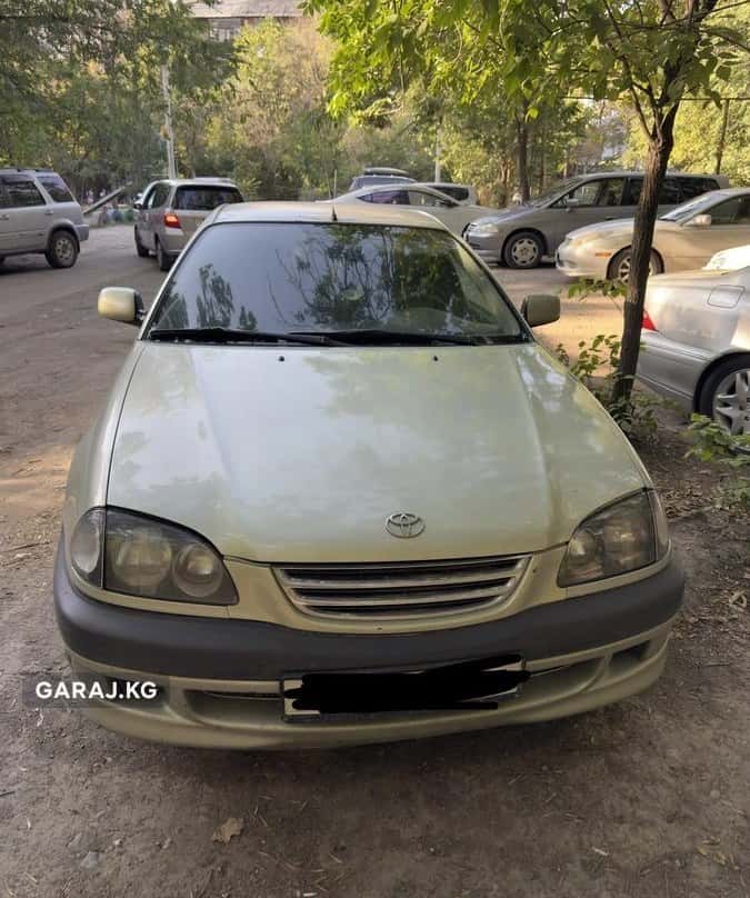 Toyota Avensis 1998, Бишкек
