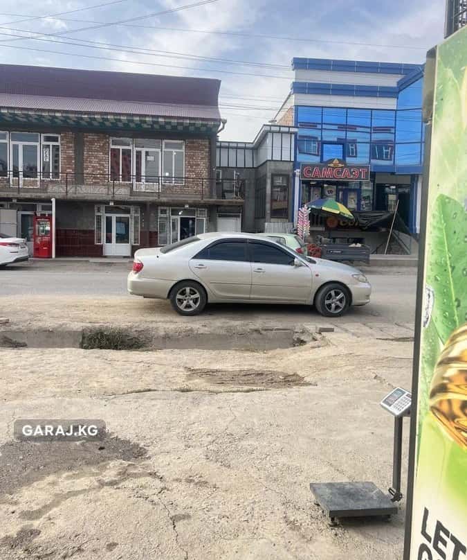 Toyota Camry 2005, Ош