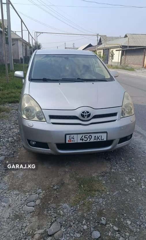 Toyota Corolla Verso 2005, Базар-Коргон