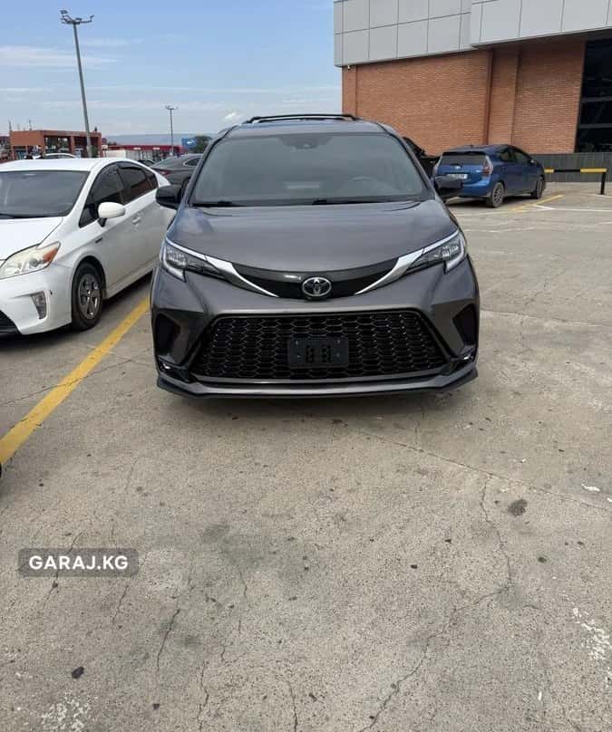 Toyota Sienna 2021, Бишкек