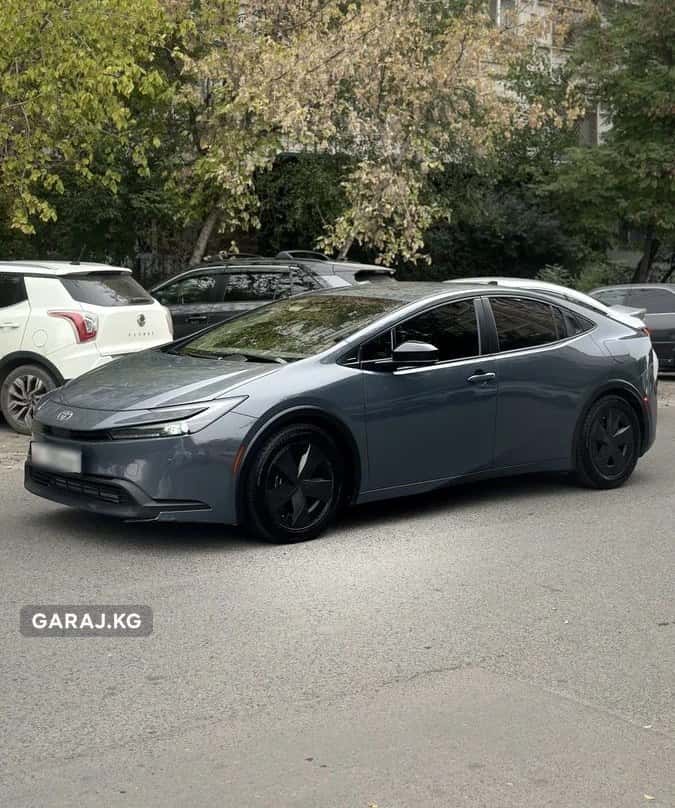 Toyota Prius 2023, Бишкек