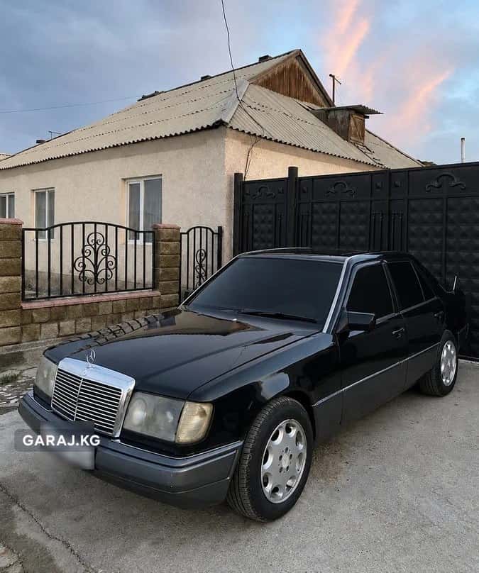 Mercedes-Benz E-Class 1992, Балыкчи