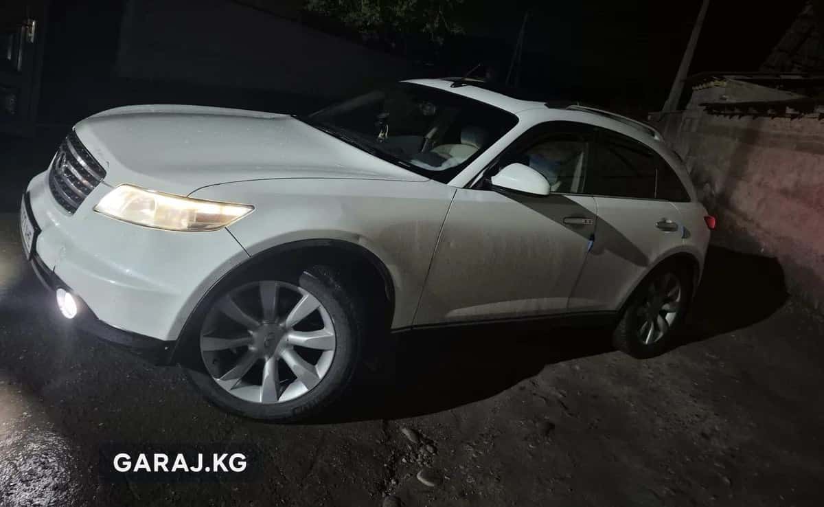 Infiniti FX35 2004, Кызыл-Кия