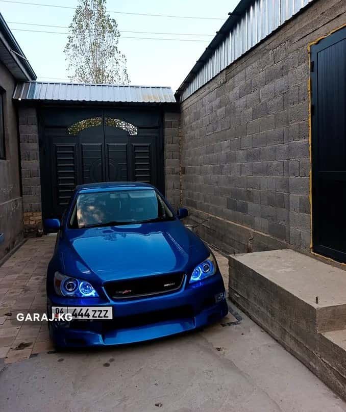 Toyota Altezza 2000, Манас (Джалал-Абад)